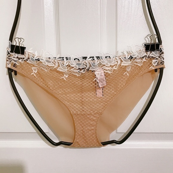 💖Victoria Secret Dream Angel Cheekini Panty - Picture 1 of 2
